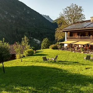 Hotel Hotel&chalets Lampllehen, Marktschellenberg